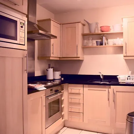 1 Bedroom Near Aviva Stadium Apartment *